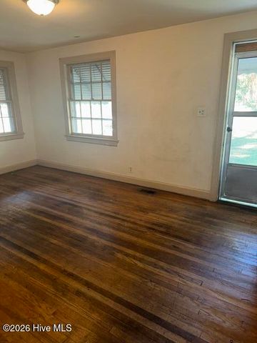 615 Fairfax Avenue NE, Wilson, NC 27893