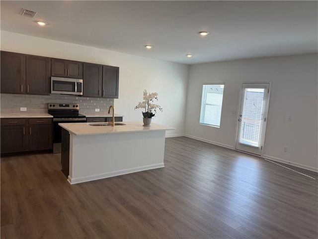 6715 Armonia Drive SW, Mableton, GA 30126