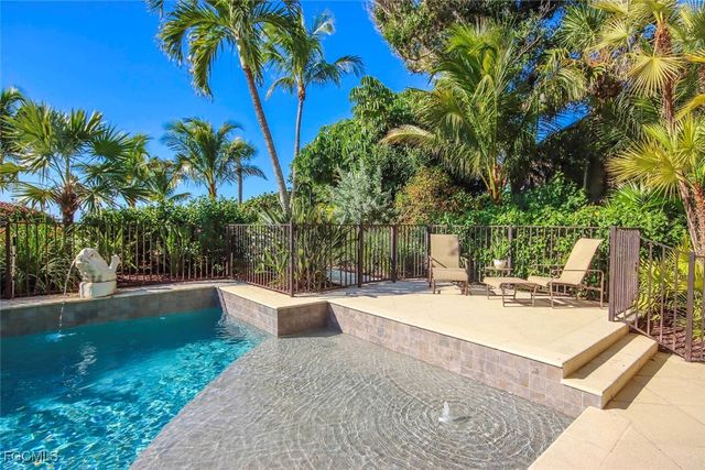 3767 W Gulf DR, Sanibel, FL 33957