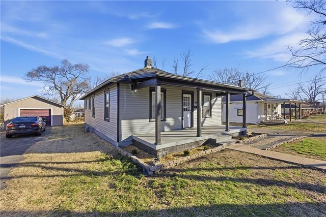 5602 Osage Avenue, Kansas City, KS 66106