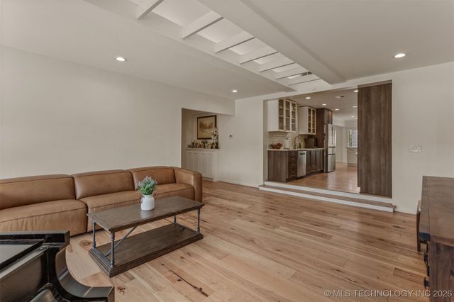 2871 S Gary Avenue, Tulsa, OK 74114