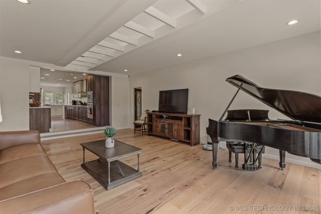 2871 S Gary Avenue, Tulsa, OK 74114