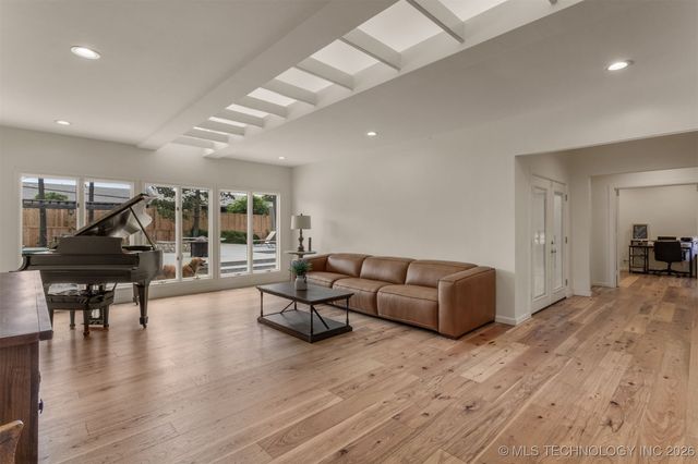 2871 S Gary Avenue, Tulsa, OK 74114