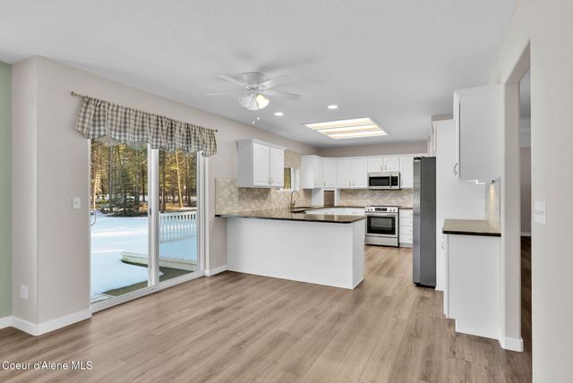 19850 N Gunning Rd, Rathdrum, ID 83858