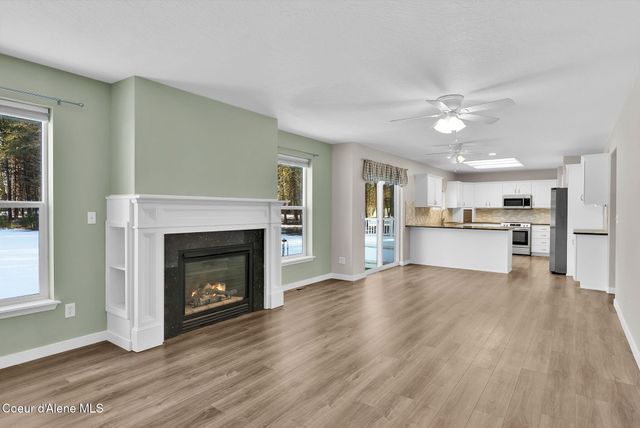 19850 N Gunning Rd, Rathdrum, ID 83858