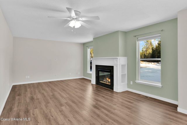 19850 N Gunning Rd, Rathdrum, ID 83858