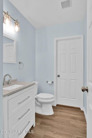 19850 N Gunning Rd, Rathdrum, ID 83858