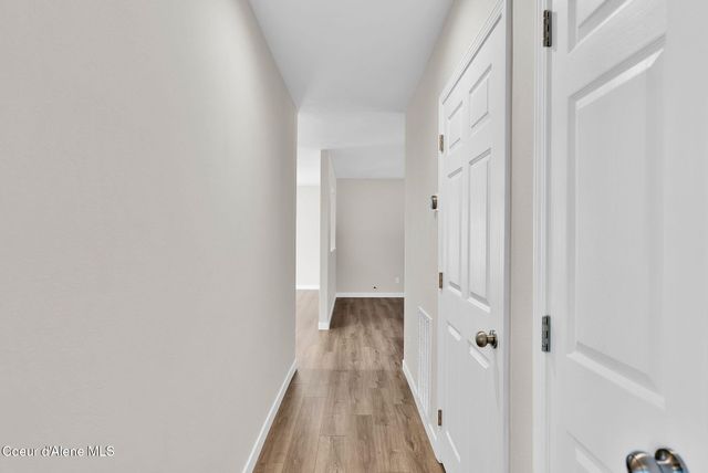 19850 N Gunning Rd, Rathdrum, ID 83858