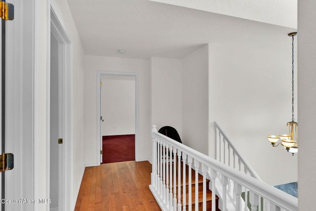 19850 N Gunning Rd, Rathdrum, ID 83858