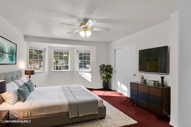 19850 N Gunning Rd, Rathdrum, ID 83858