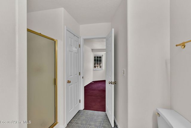 19850 N Gunning Rd, Rathdrum, ID 83858