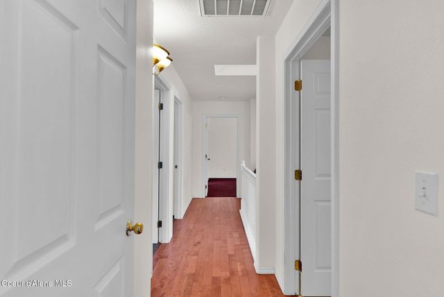 19850 N Gunning Rd, Rathdrum, ID 83858