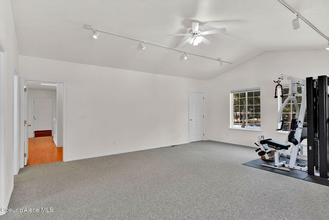 19850 N Gunning Rd, Rathdrum, ID 83858