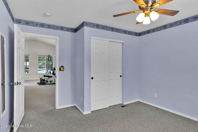 19850 N Gunning Rd, Rathdrum, ID 83858