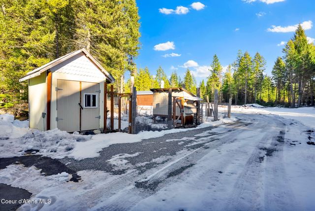 19850 N Gunning Rd, Rathdrum, ID 83858