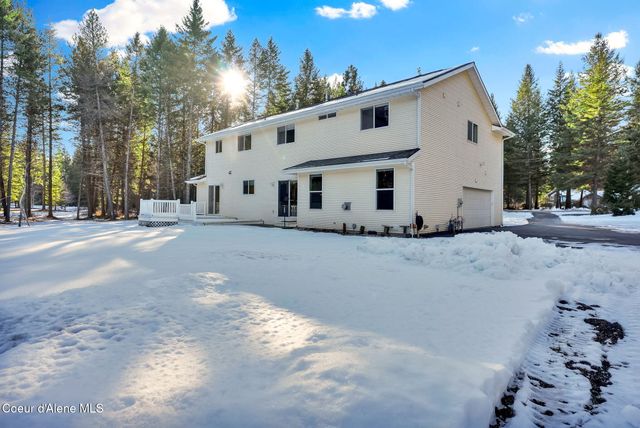 19850 N Gunning Rd, Rathdrum, ID 83858
