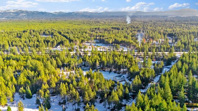 19850 N Gunning Rd, Rathdrum, ID 83858