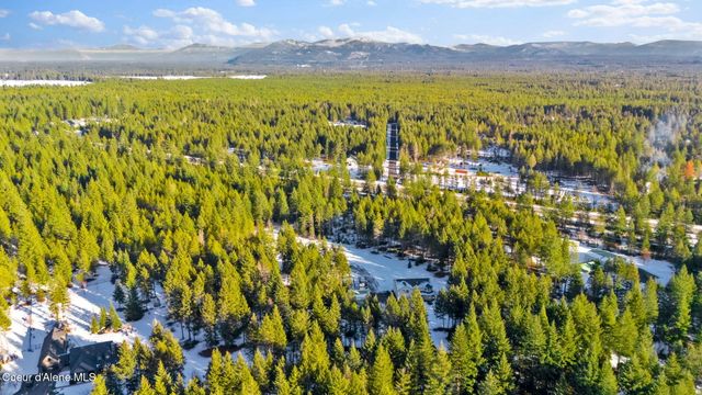 19850 N Gunning Rd, Rathdrum, ID 83858