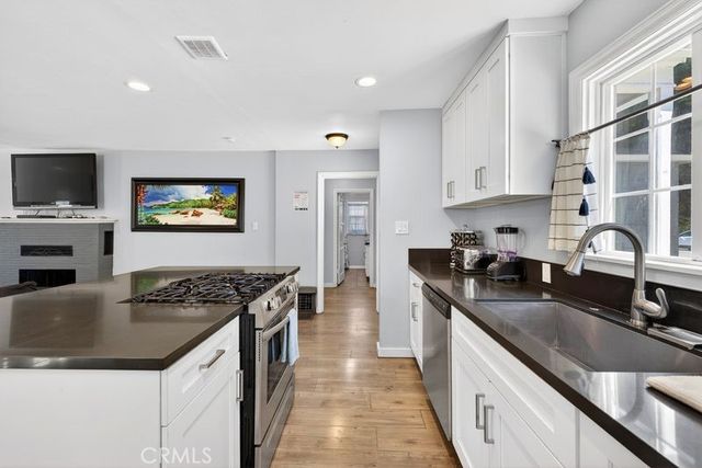 4156 Acacia, Riverside, CA 92503