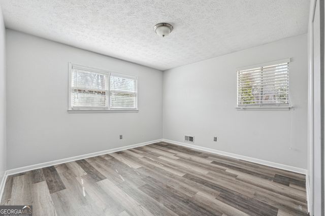 131 Heron Drive, Riverdale, GA 30274