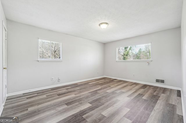 131 Heron Drive, Riverdale, GA 30274