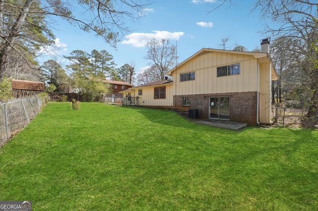 131 Heron Drive, Riverdale, GA 30274