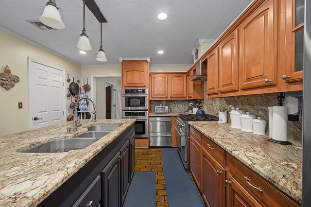 1616 St. Charles Street, Houma, LA 70360