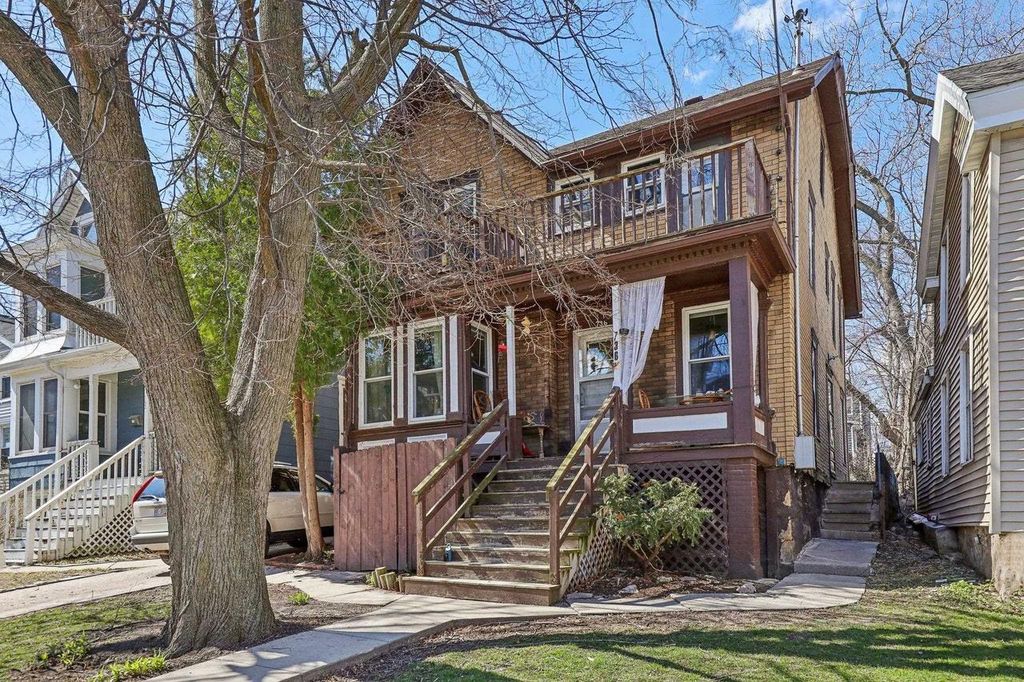 736 Johnson Street, Madison, WI 53703