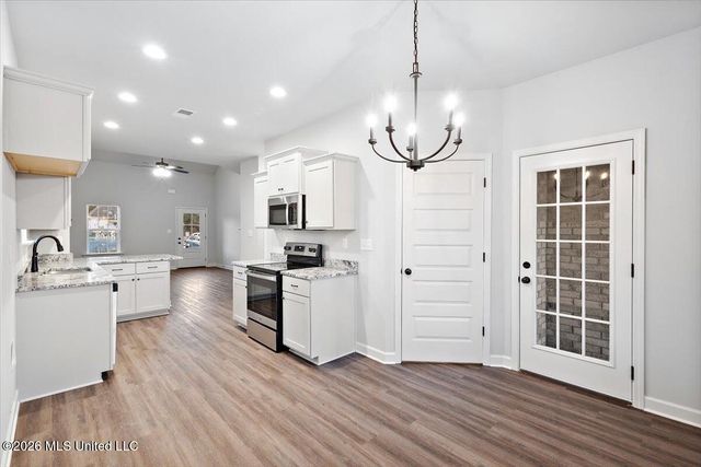 13854 Molly Madeline Lane, Olive Branch, MS 38654