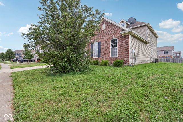 818 Declaration Drive, Pittsboro, IN 46167