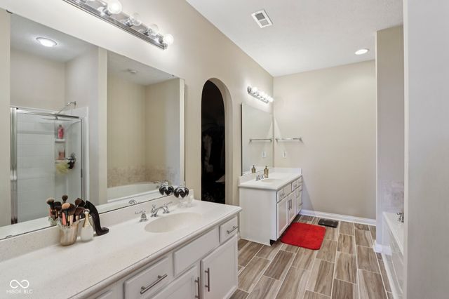 818 Declaration Drive, Pittsboro, IN 46167