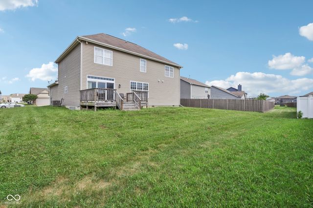 818 Declaration Drive, Pittsboro, IN 46167