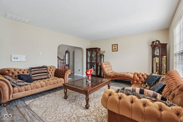 818 Declaration Drive, Pittsboro, IN 46167