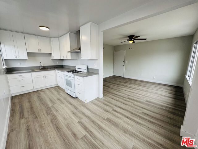 810 W 62nd Street 4, Los Angeles, CA 90044