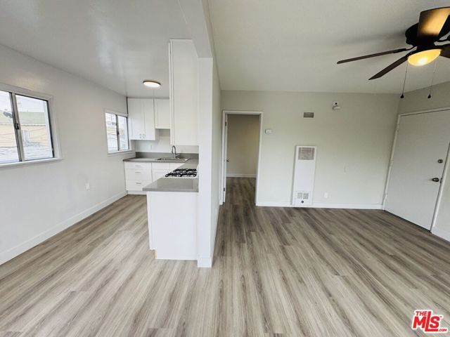 810 W 62nd Street 4, Los Angeles, CA 90044