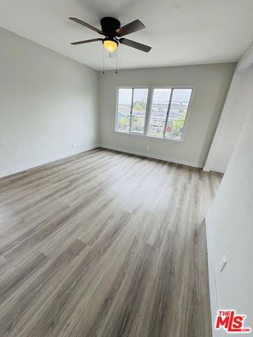 810 W 62nd Street 4, Los Angeles, CA 90044