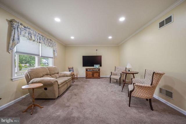 78 E HUNTINGTON CIR, Dover, DE 19901