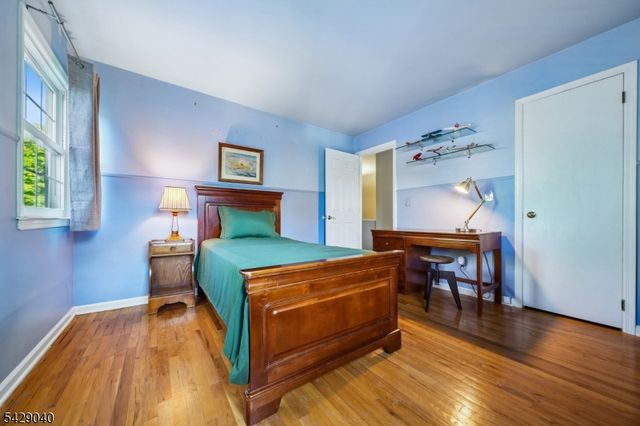 230 Belvidere Ave, Fanwood Boro, NJ 07023