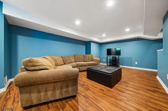 230 Belvidere Ave, Fanwood Boro, NJ 07023