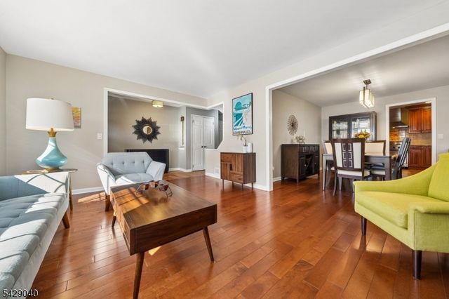 230 Belvidere Ave, Fanwood Boro, NJ 07023