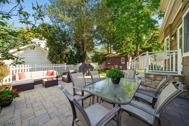 230 Belvidere Ave, Fanwood Boro, NJ 07023