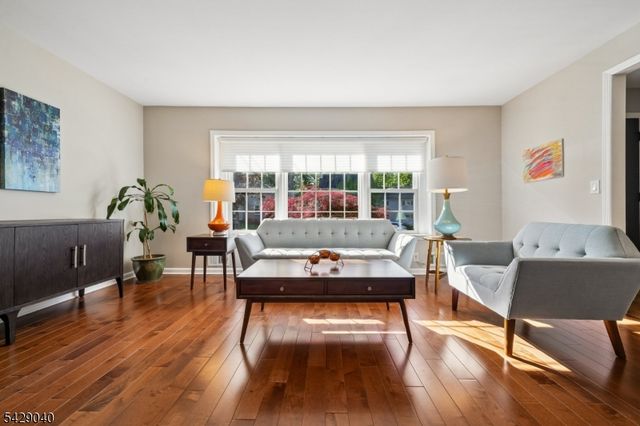 230 Belvidere Ave, Fanwood Boro, NJ 07023
