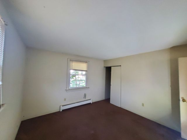 67 Enfield Street 67, Hartford, CT 06112