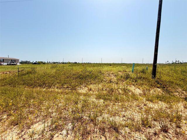 817 Road 591505, Cleveland, TX 77327
