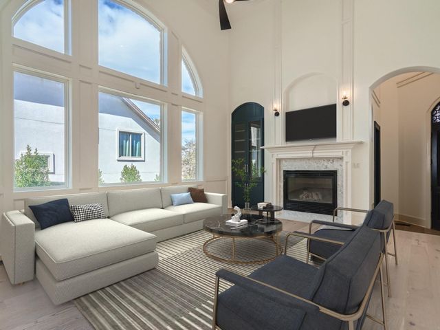 2625 McCullough ST, Austin, TX 78703