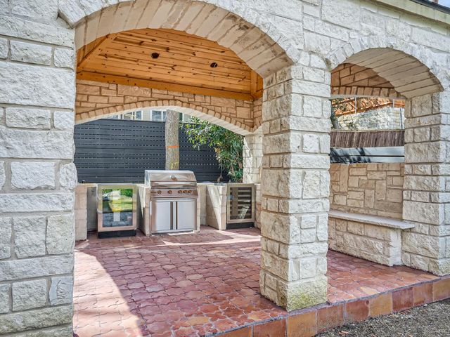 2625 McCullough ST, Austin, TX 78703