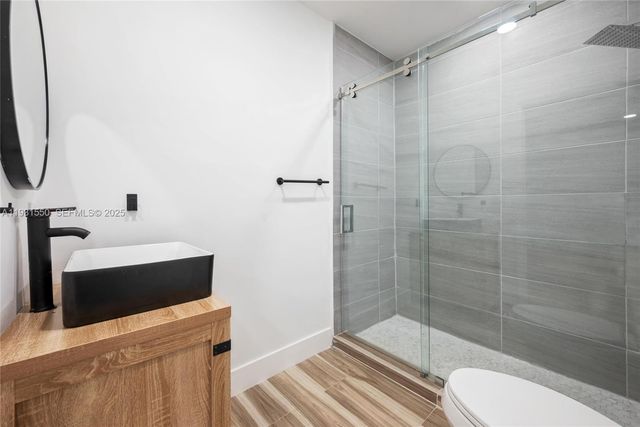 1001 NE 82nd St, Miami, FL 33138