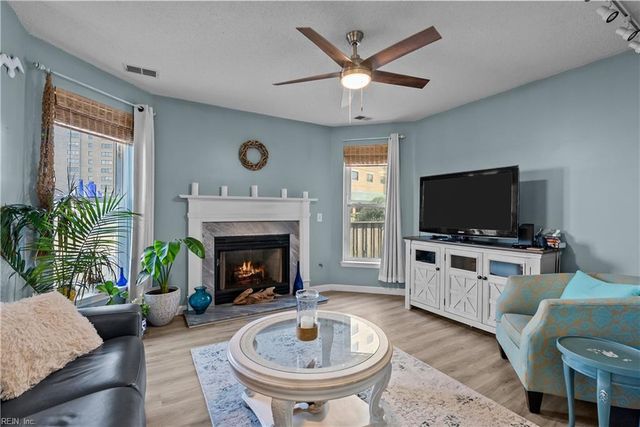 2312 Beach Haven Dr Apt 104, Virginia Beach, VA 23451