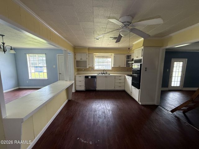 219 Blue Bonnet Drive, Crowley, LA 70526