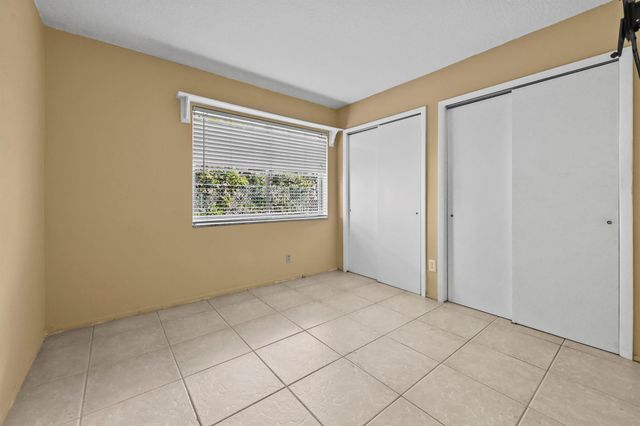 1751 S Ocean Boulevard 104, Lauderdale By The Sea, FL 33062